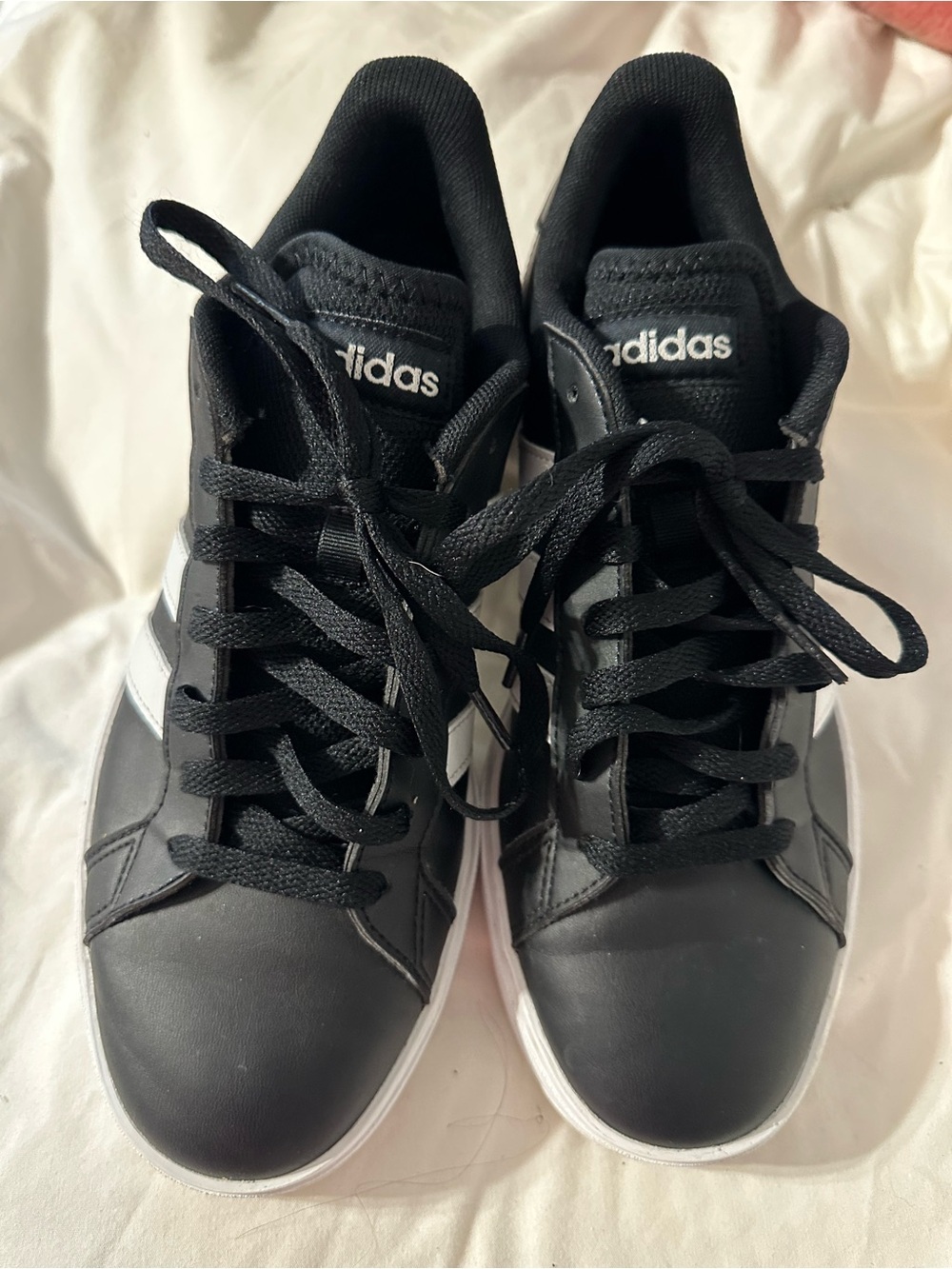 Adidas Classic Black Three-Stripe Lace Up Sneakers Size 9 - Picture 3 of 7